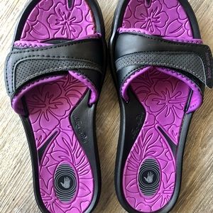 WOMEN'S PRIMA SLIDE SANDALS - BLACK/OASIS PURPLE